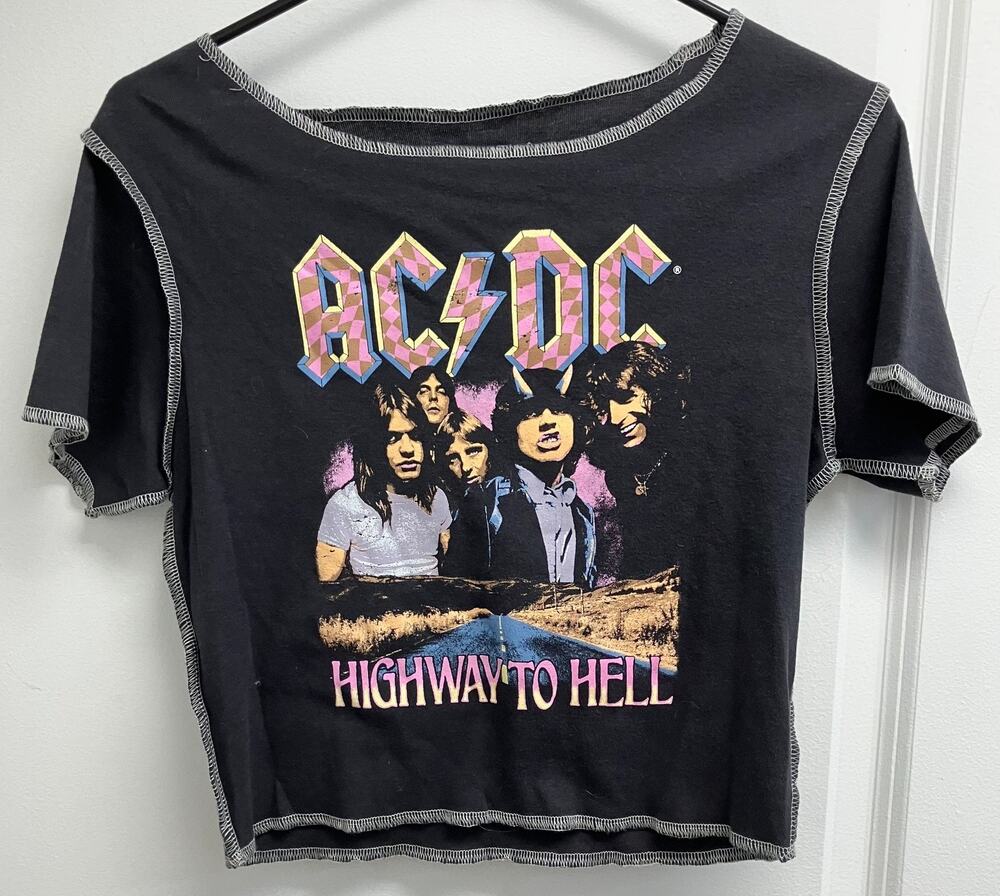 AC/DC "Highway to Hell" Size M T-shirt NOC2746